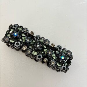 Elegant Antique Gothic Style Floral Black and Green bracelet